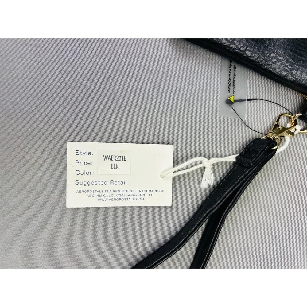 Aeropostale Black Faux Leather Zipper Pouch Cosmetic Clutch‎ Aero Bag NWT